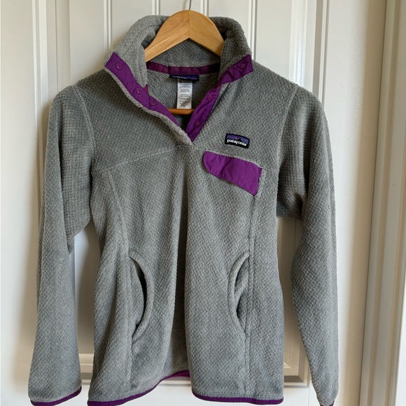 Patagonia Quarter Snap Neck Fleece with Pouch Front Pocket - Picture 1 of 3